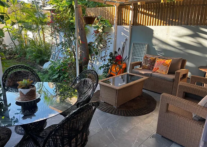 Maison Avec Jardin A Grand Gaube A 1 Min De La Plage